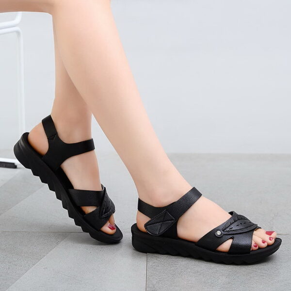 Flat heel soft sandals - Image 4