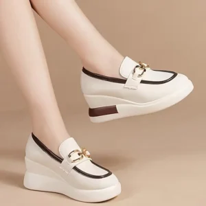 Soft soled balance loafer
