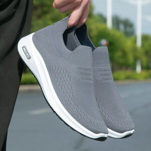 Men’s casual sports shoes